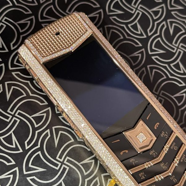 Vertu signature